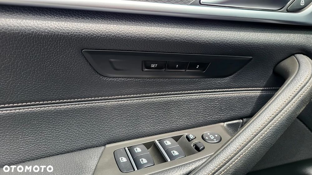 BMW Seria 5 - 28