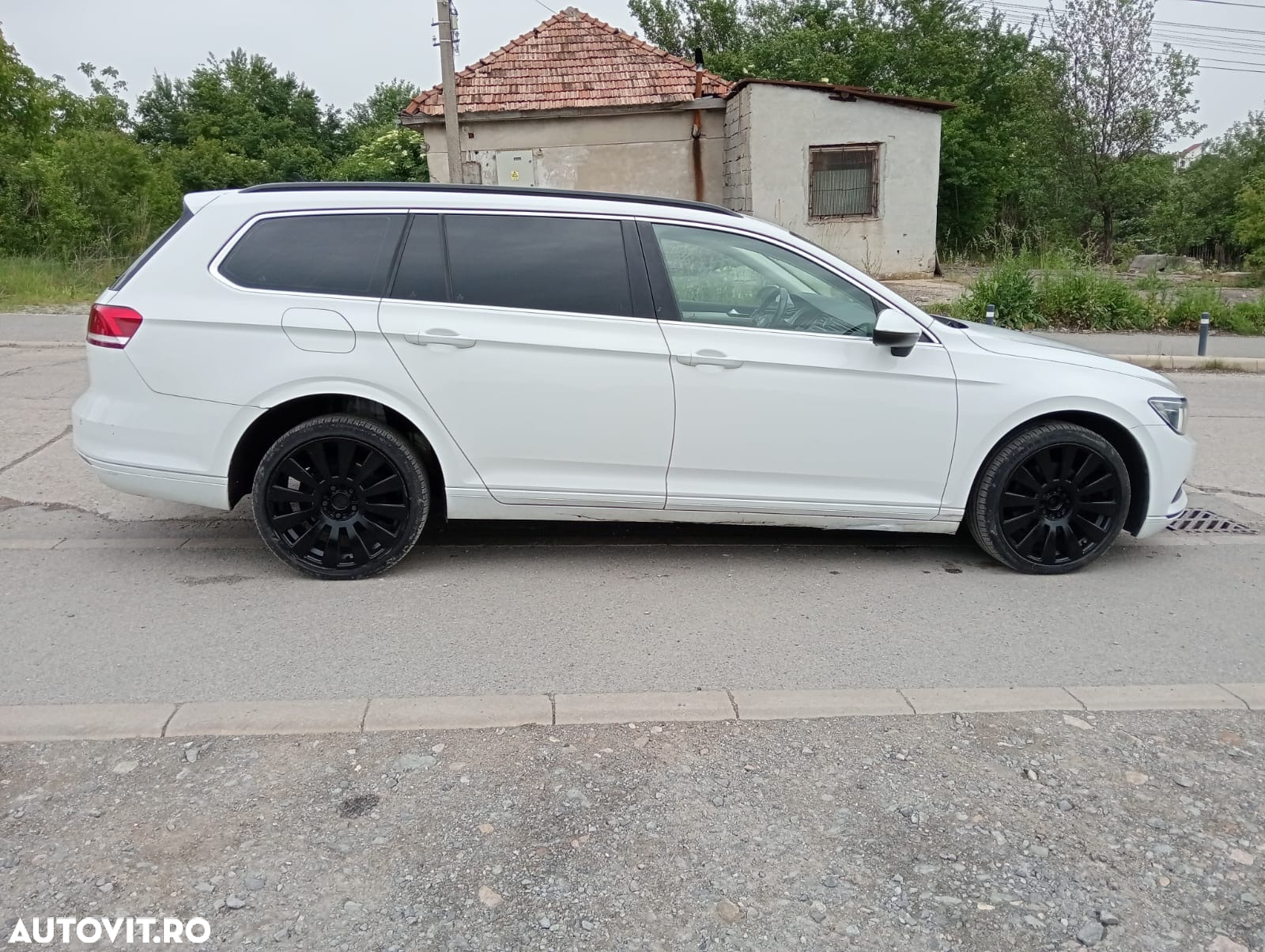 Volkswagen Passat Variant 2.0 TDI DSG (BlueMotion Technology) Comfortline - 13