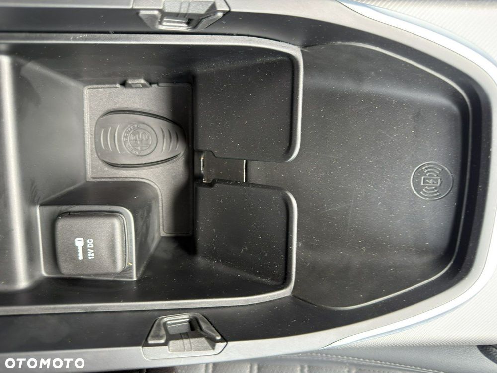 Alfa Romeo Giulia - 33