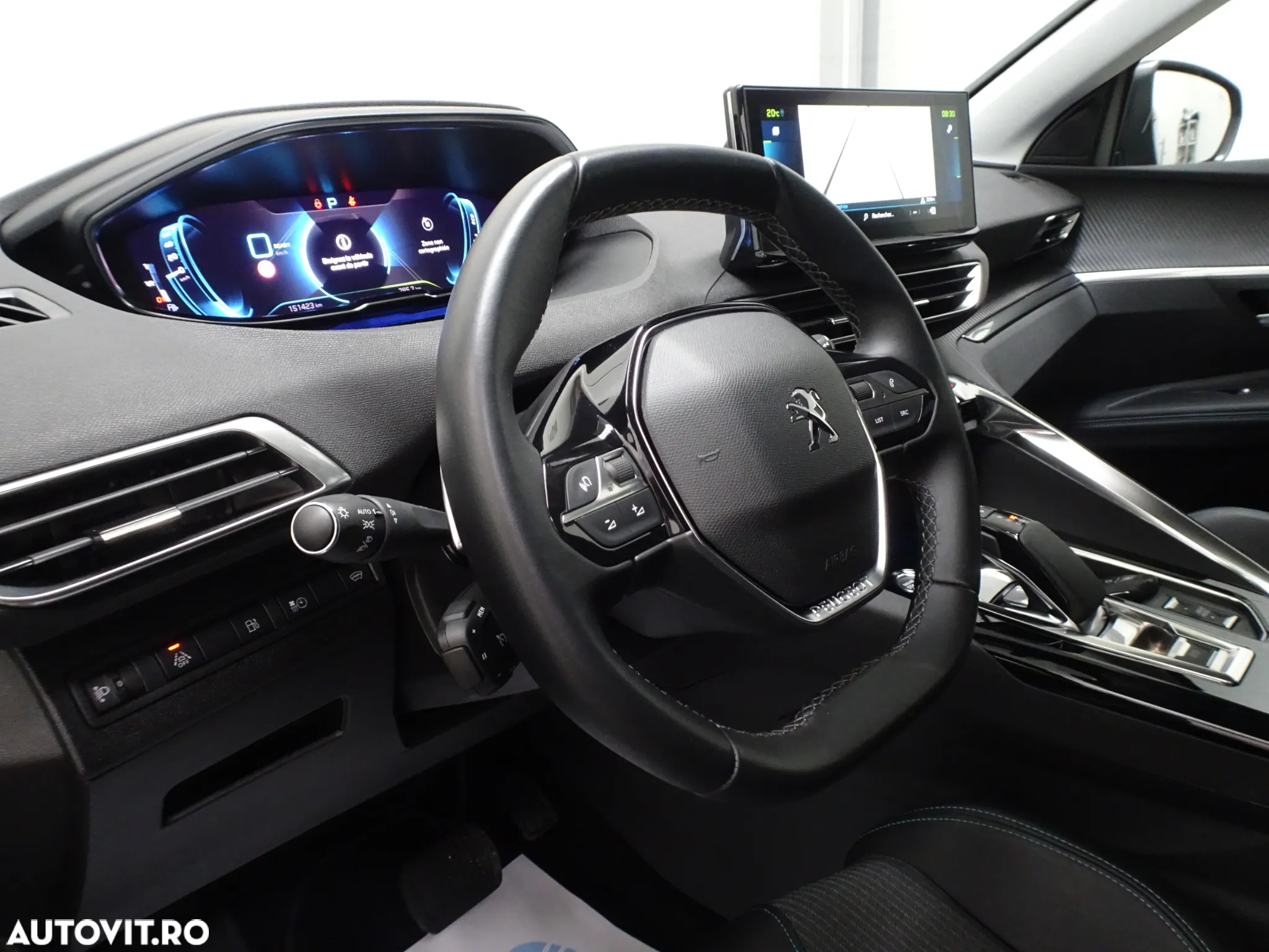 Peugeot 3008 PHEV 180 EAT8 Allure Pack - 12