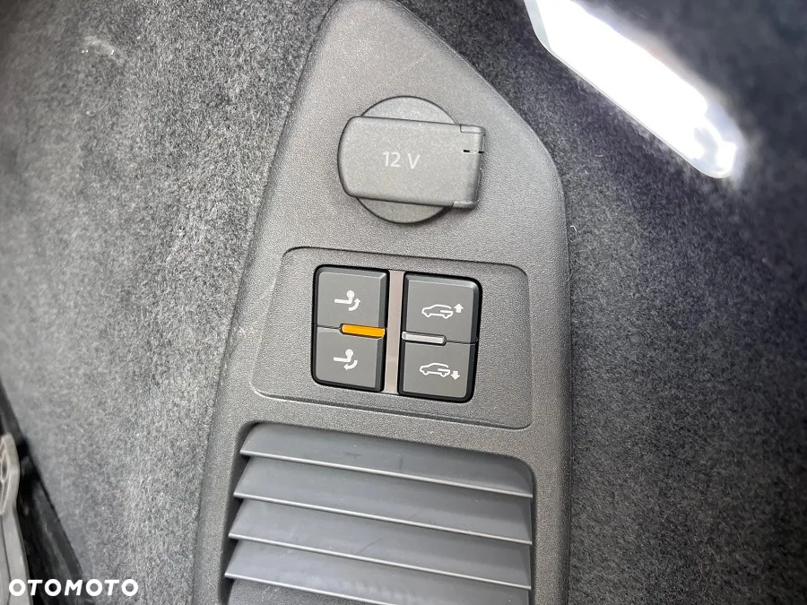 Volkswagen Touareg 3.0 V6 TDI 4Motion DPF Automatik R-Line - 31