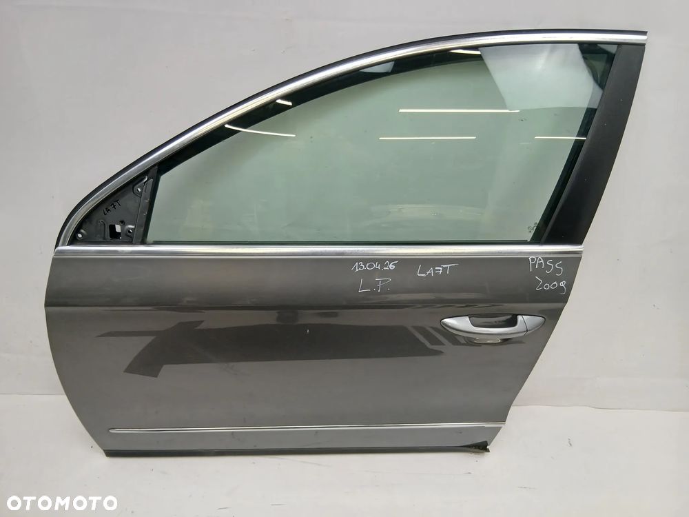 Drzwi przód przednie lewe VW Passat B6 - 2