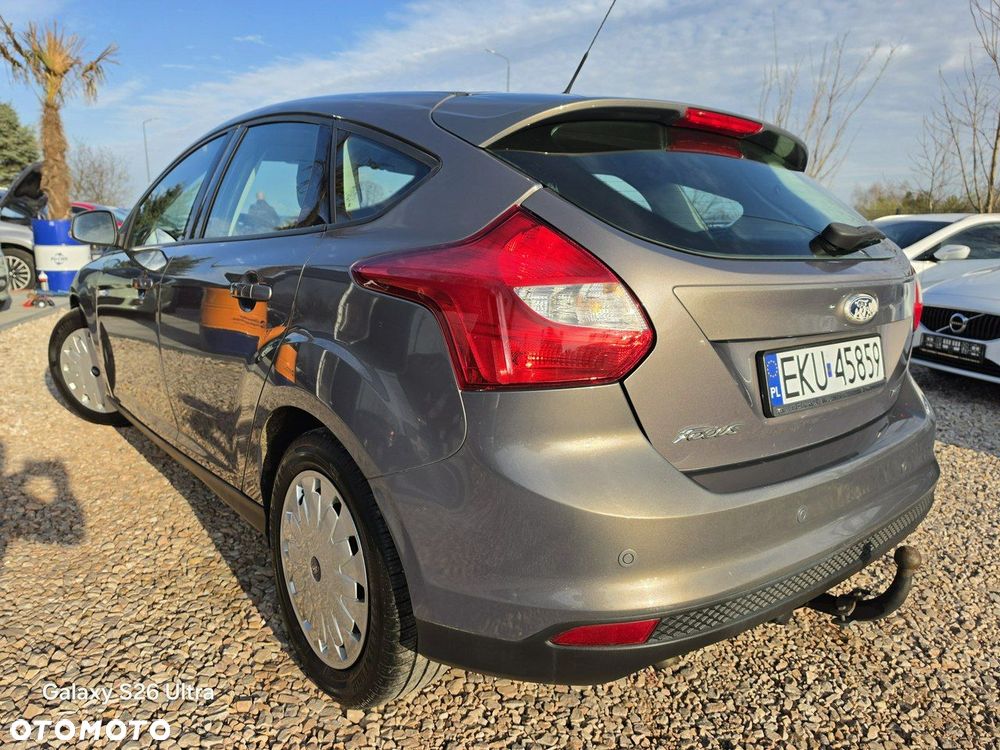 Ford Focus - 24