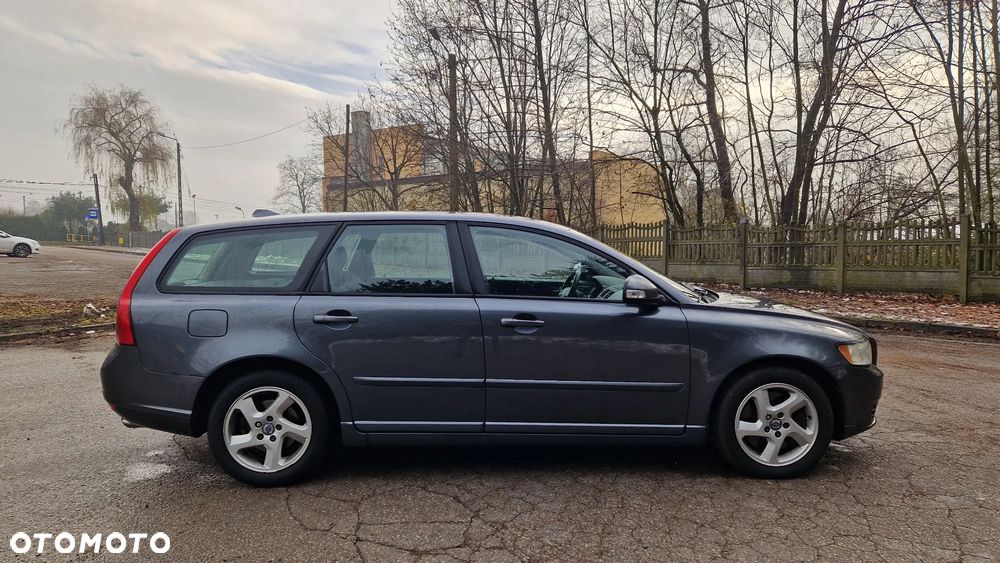 Volvo V50 D3 Momentum - 3