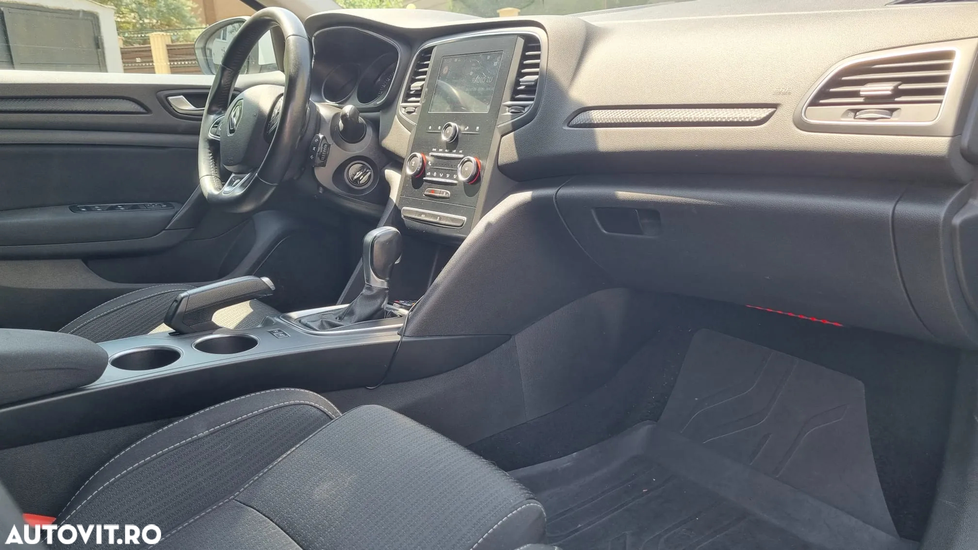 Renault Megane Energy dCi EDC Zen - 12