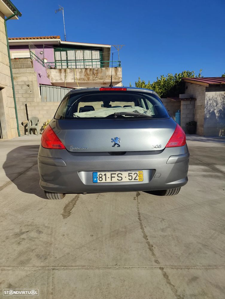 Peugeot 308 - 4