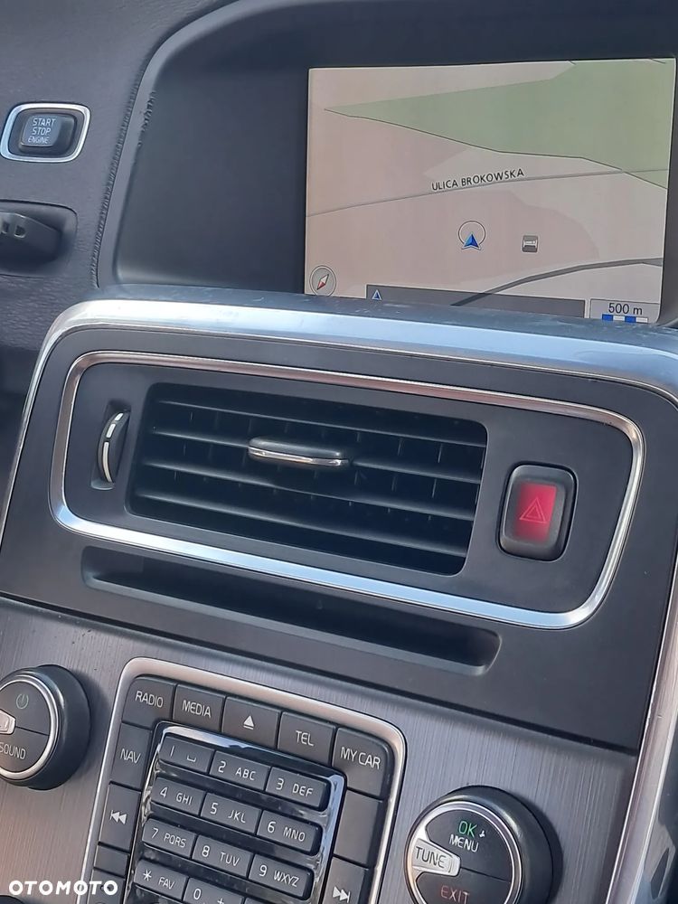 Volvo S60 D3 Summum - 8