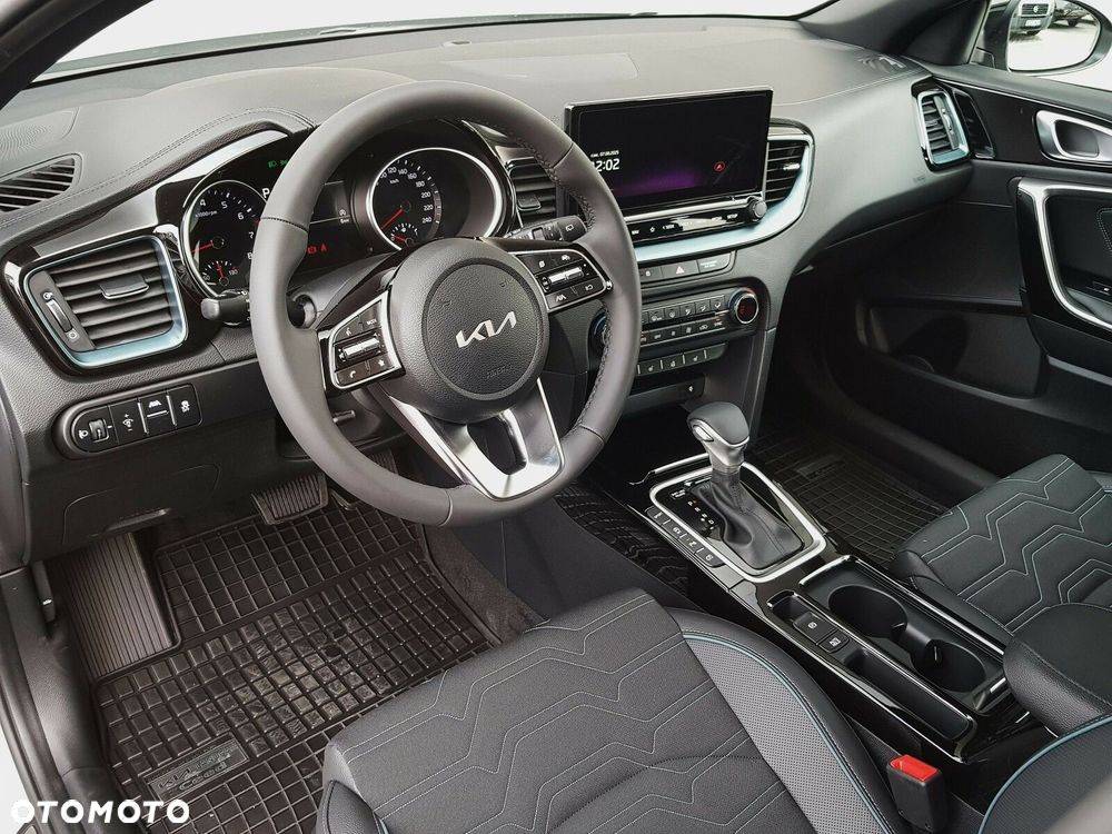 Kia XCeed 1.6 T-GDI Tribute DCT - 12