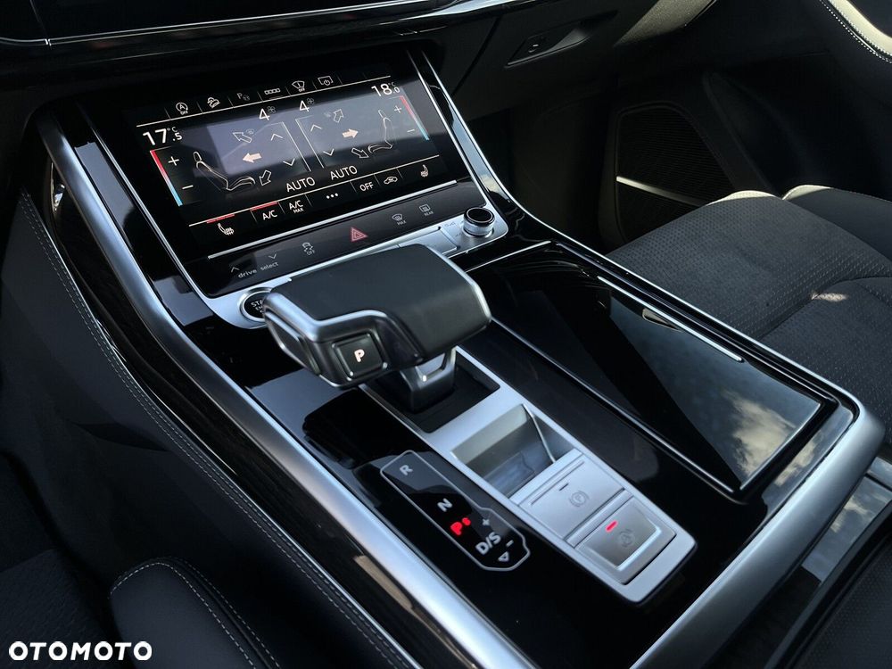 Audi Q8 - 25