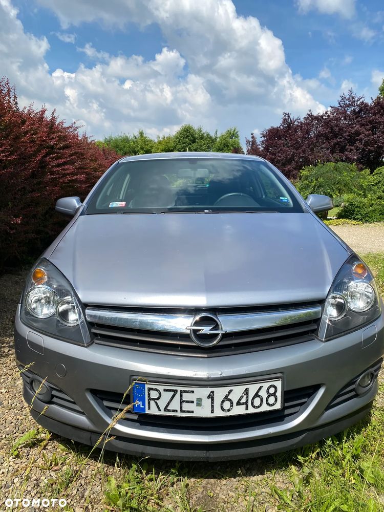 Opel Astra 1.9 CDTI DPF Cosmo - 19
