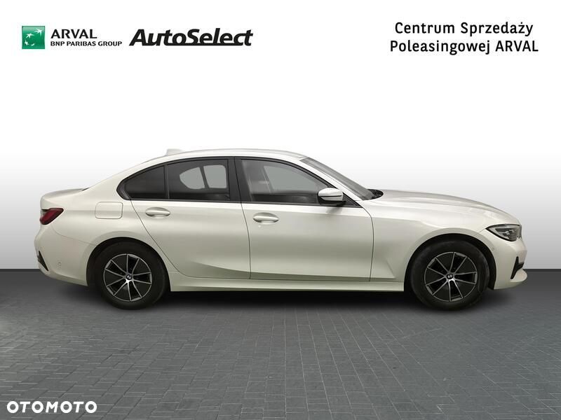 BMW Seria 3 318i - 7