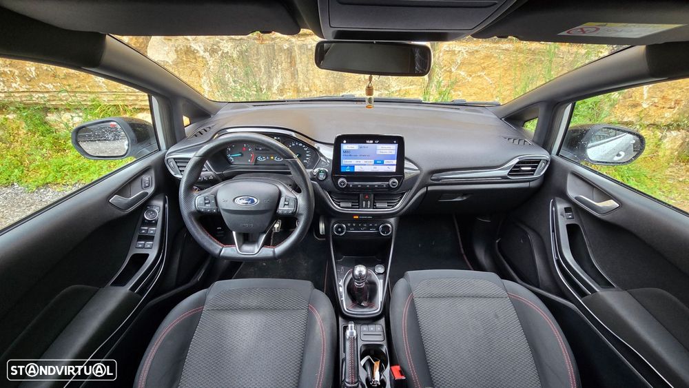Ford Fiesta 1.0 EcoBoost ST-Line - 9