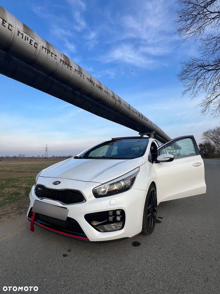 Kia Ceed 1.6 T-GDI GT - 25