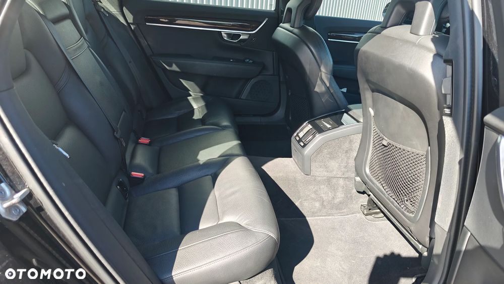 Volvo S90 T6 AWD Momentum - 13