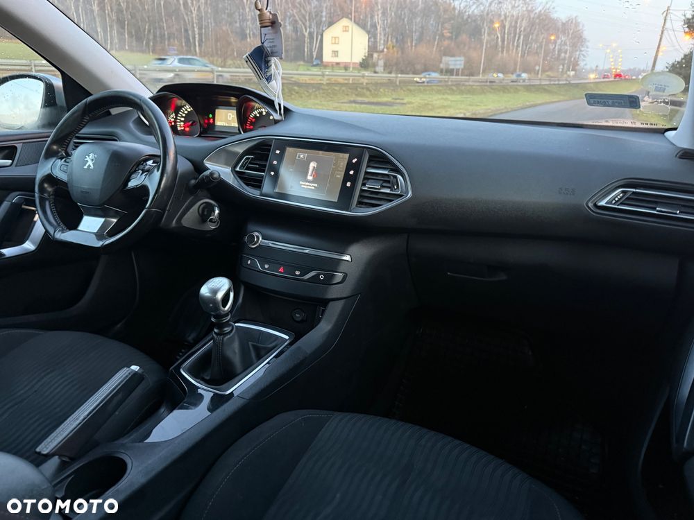 Peugeot 308 1.6 BlueHDi Active S&S - 31