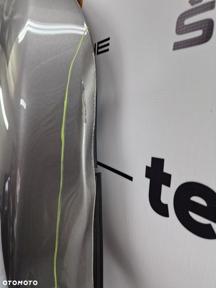 NISSAN NAVARA NP300 D23 15- MASKA + KOMPLET WEWNĘTRZNYCH USZCZELEK OD SPODU MASKI , NR AUKCJI NM14 - 11