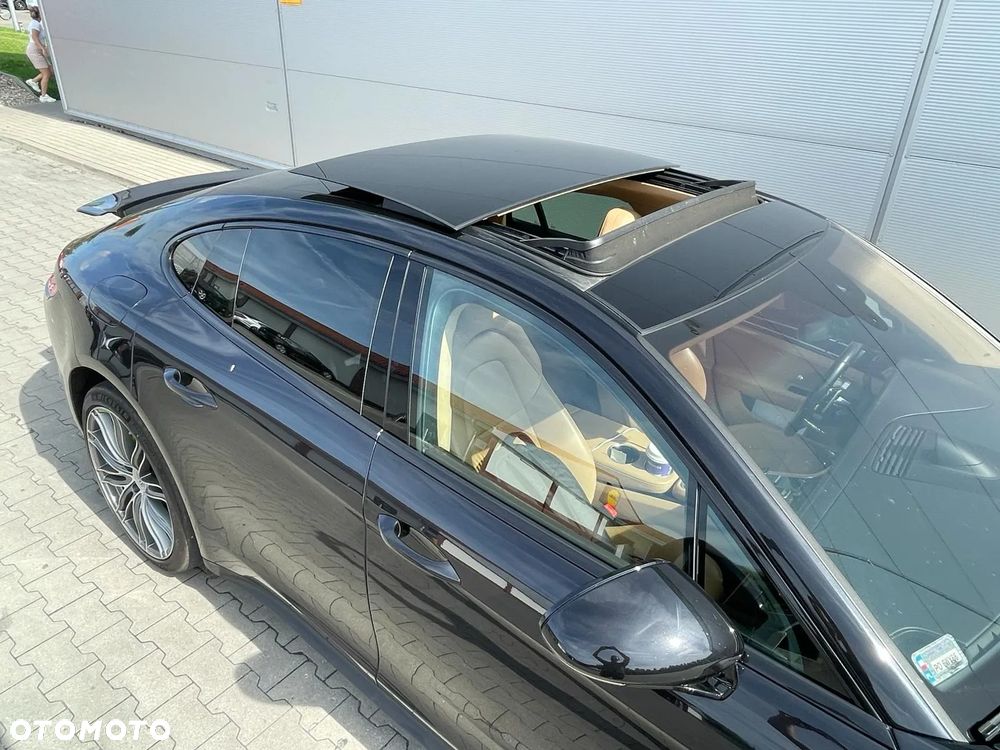 Porsche Panamera - 34
