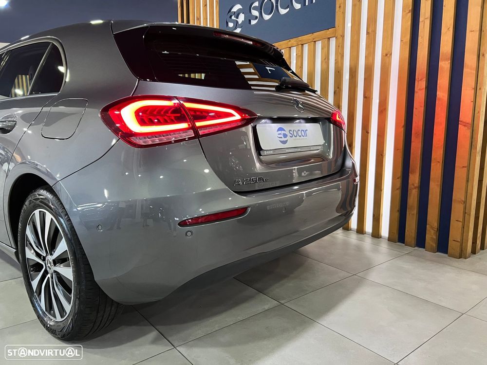 Mercedes-Benz A 250 e Style Plus - 6