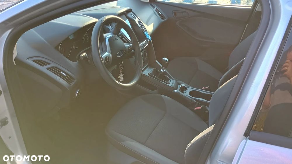 Ford Focus - 14