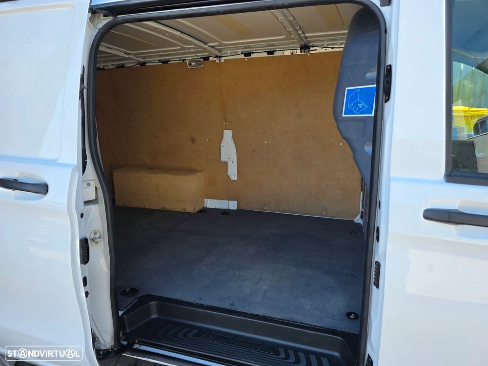 Mercedes-Benz Vito 114CDI/34 Longa Pro (IVA INCLUIDO) - 16