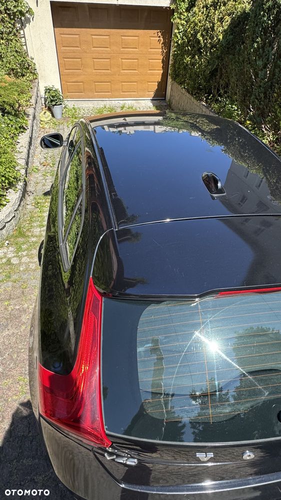 Volvo V40 D3 Kinetic - 24
