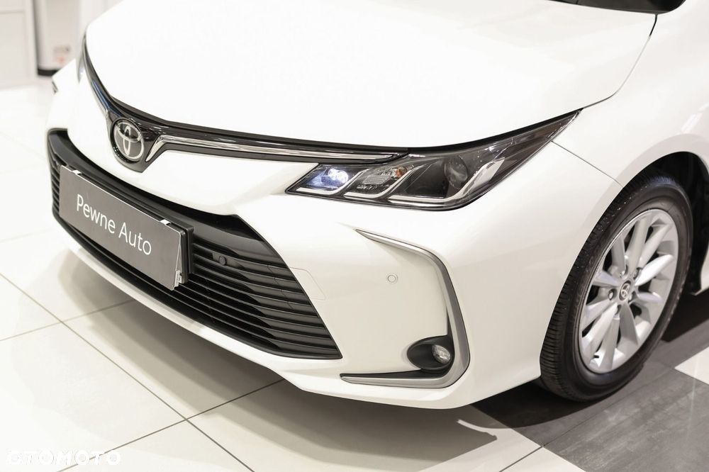 Toyota Corolla - 33