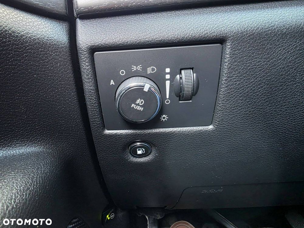 Jeep Grand Cherokee - 18