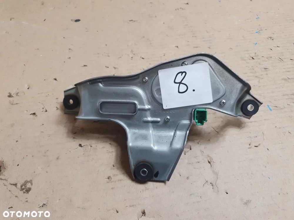 SILNICZEK WYCIERACZKI KLAPY TYŁ OUTLANDER II 06-12