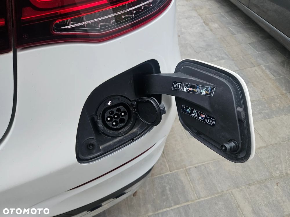 Mercedes-Benz GLC 300 de 4Matic 9G-TRONIC Exclusive - 25