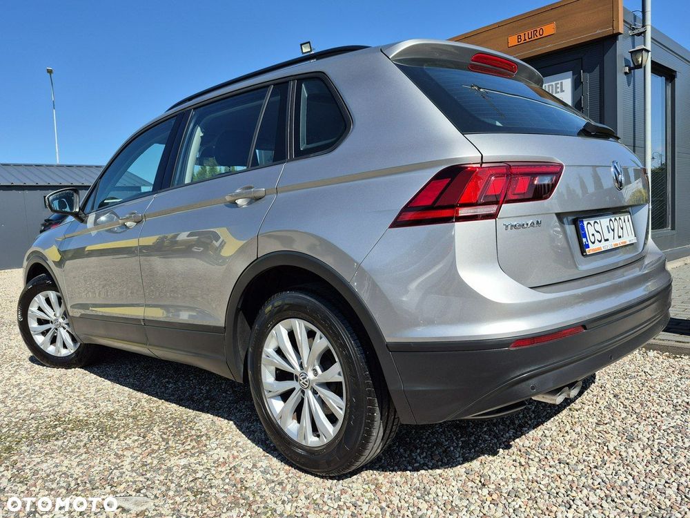 Volkswagen Tiguan - 2
