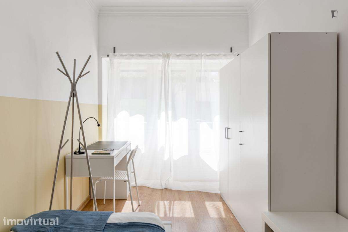 Quarto - localizado em Sete Rios Lisbon - Grande imagem: 2/17