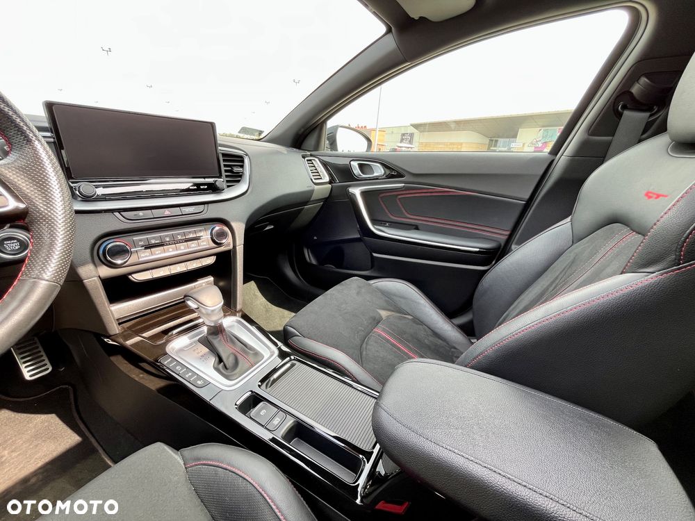 Kia ProCeed 1.6 T-GDI GT DCT - 15