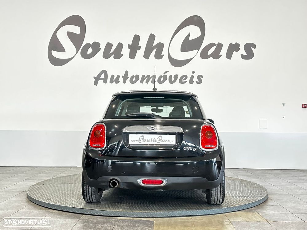 MINI 3 Portas One D - 5