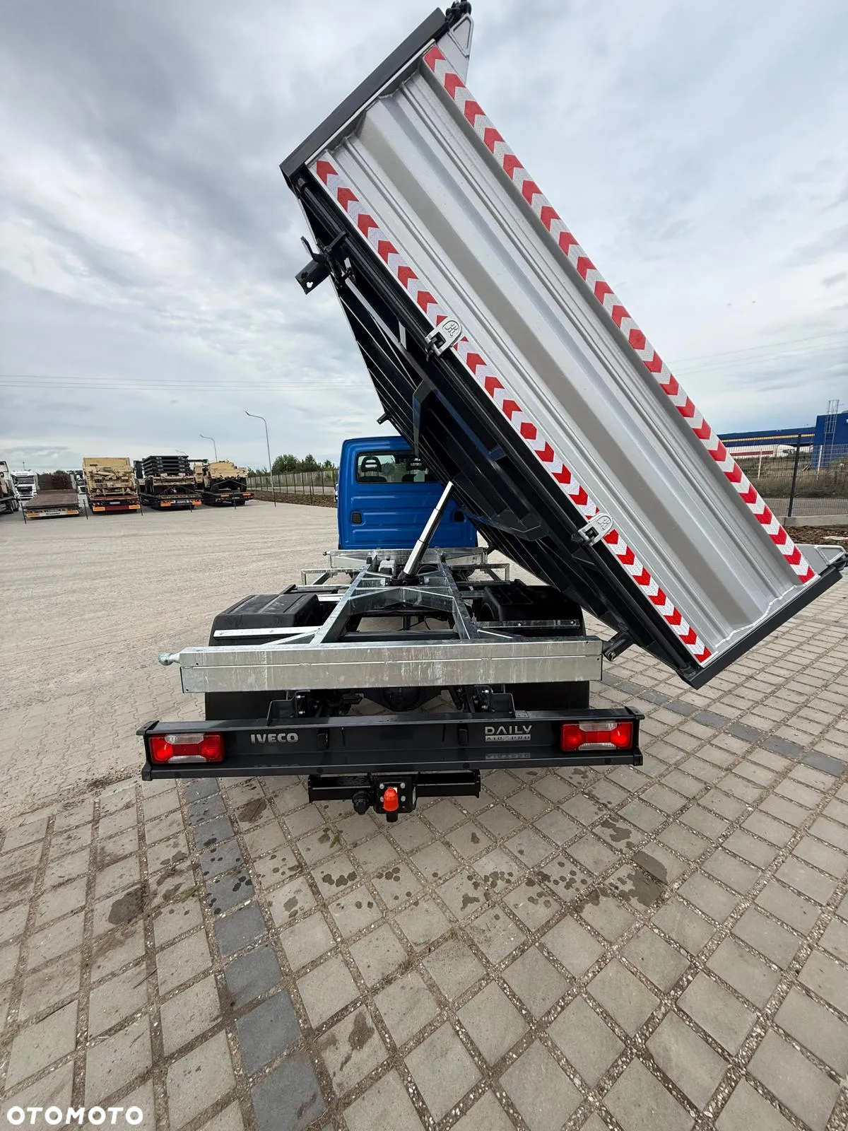 Iveco DAILY 72C18  7200DMC - 24