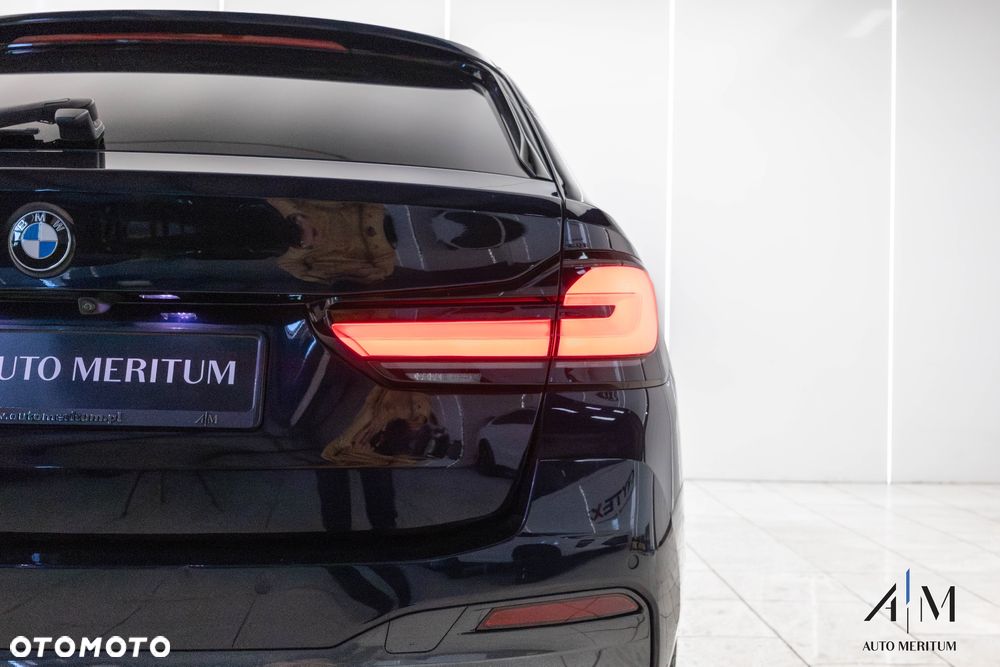 BMW Seria 5 540i xDrive - 13