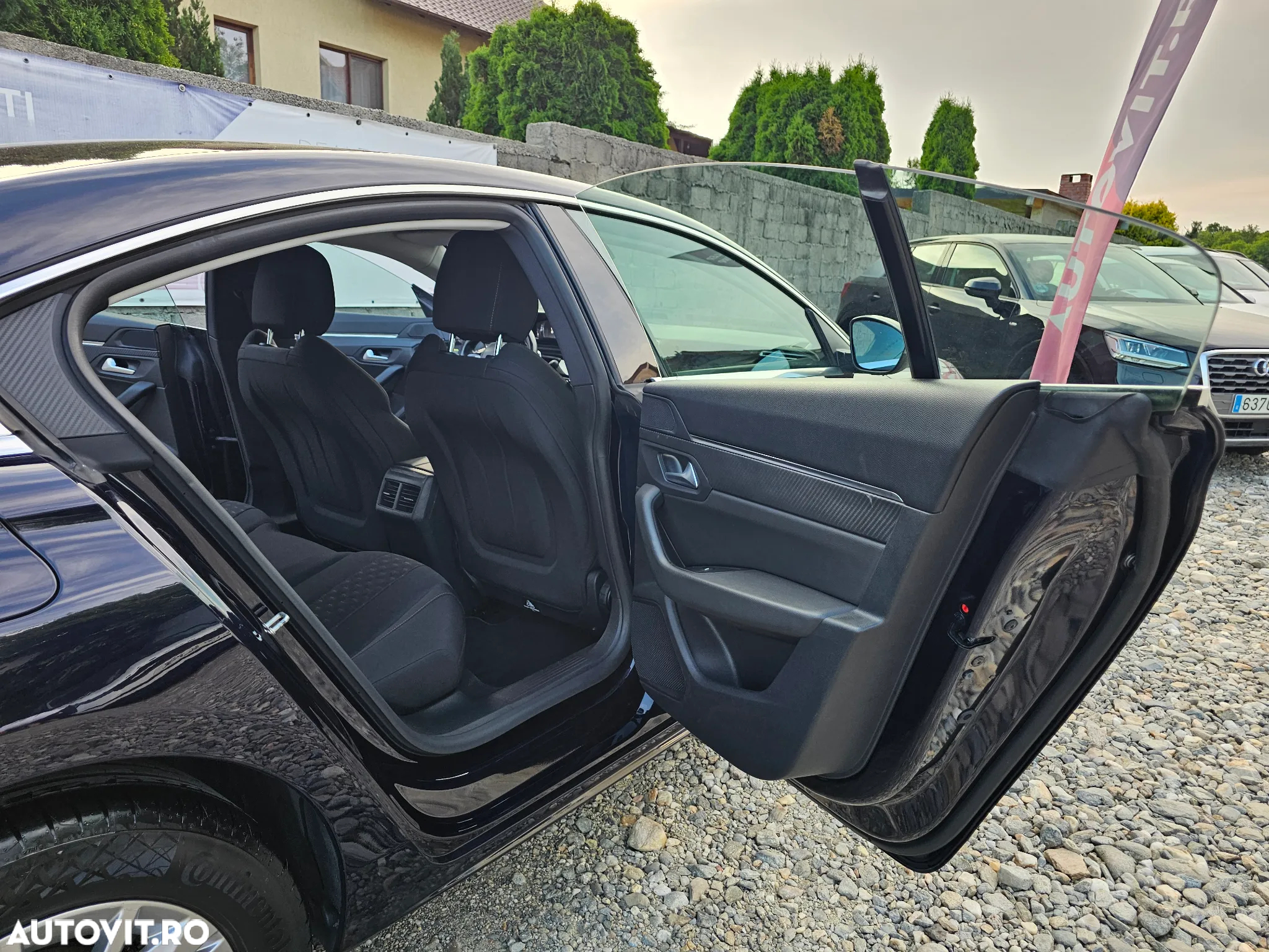Peugeot 508 1.5L BlueHDi 130 S&S EAT8 GT - 29