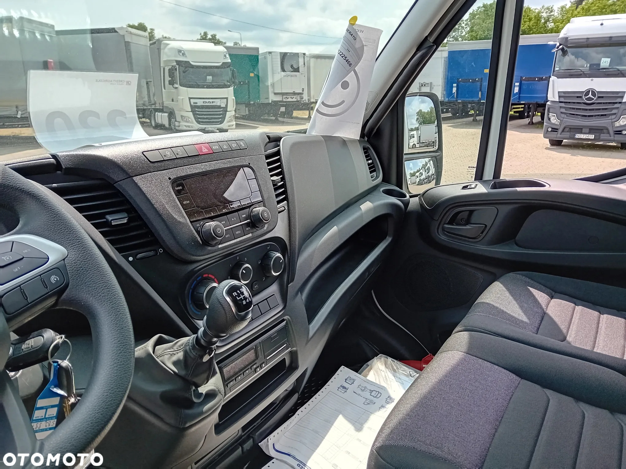 Iveco DAILY 70C18H - 17