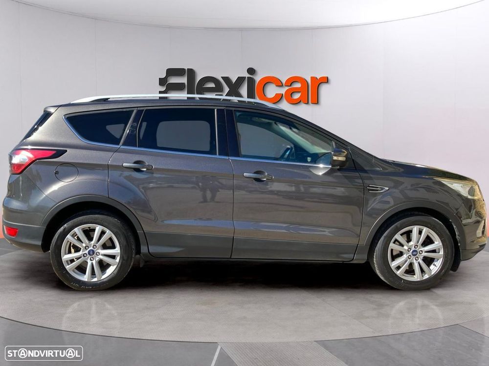 Ford Kuga 1.5 TDCi Titanium - 9