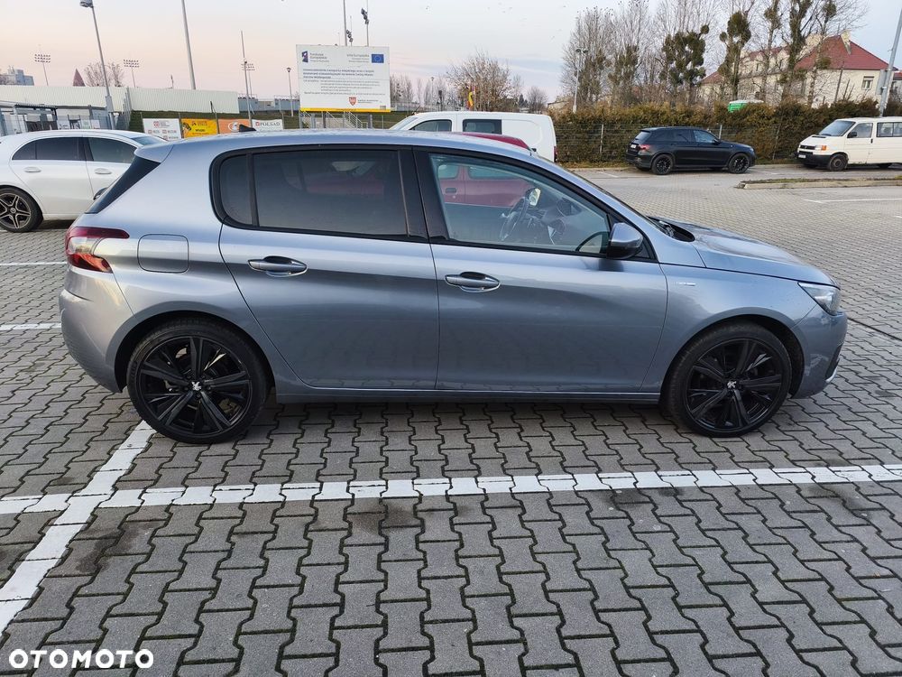 Peugeot 308 1.2 PureTech Allure S&S EAT8 - 4