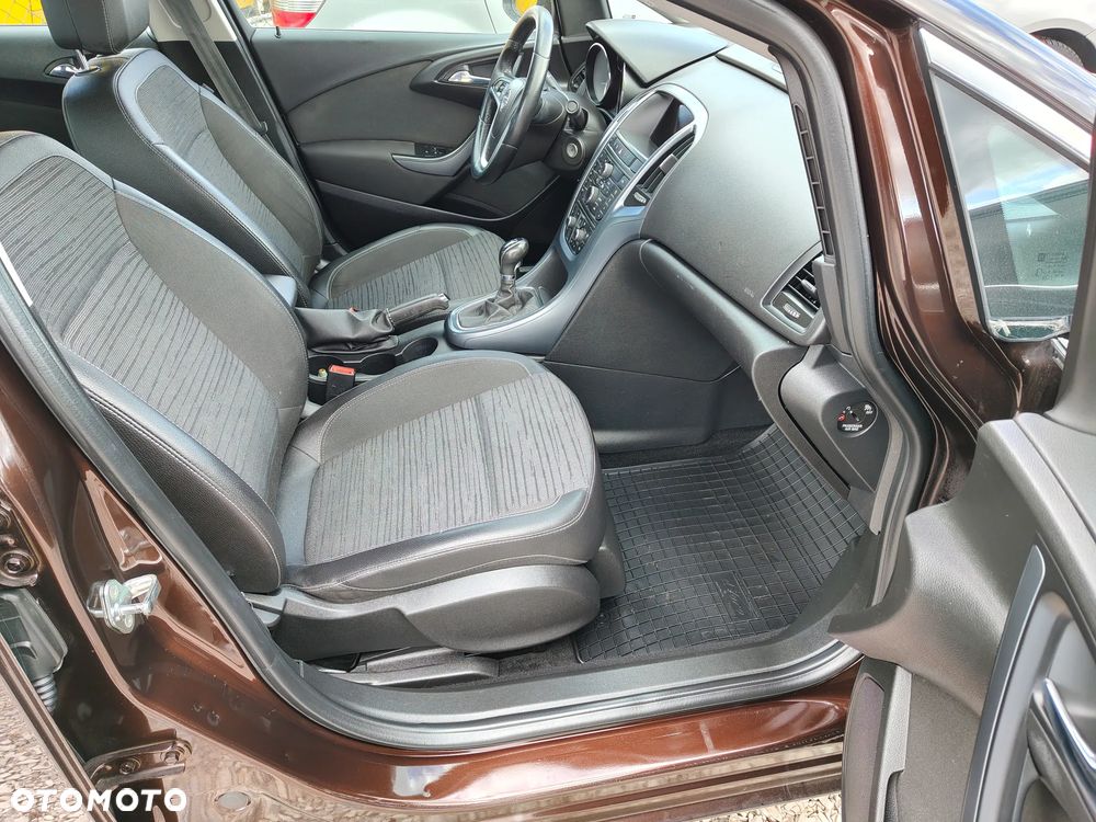 Opel Astra 1.4 T Executive EU6 - 29