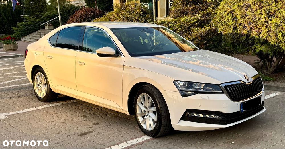 Skoda Superb 2.0 TDI Sportline DSG - 1