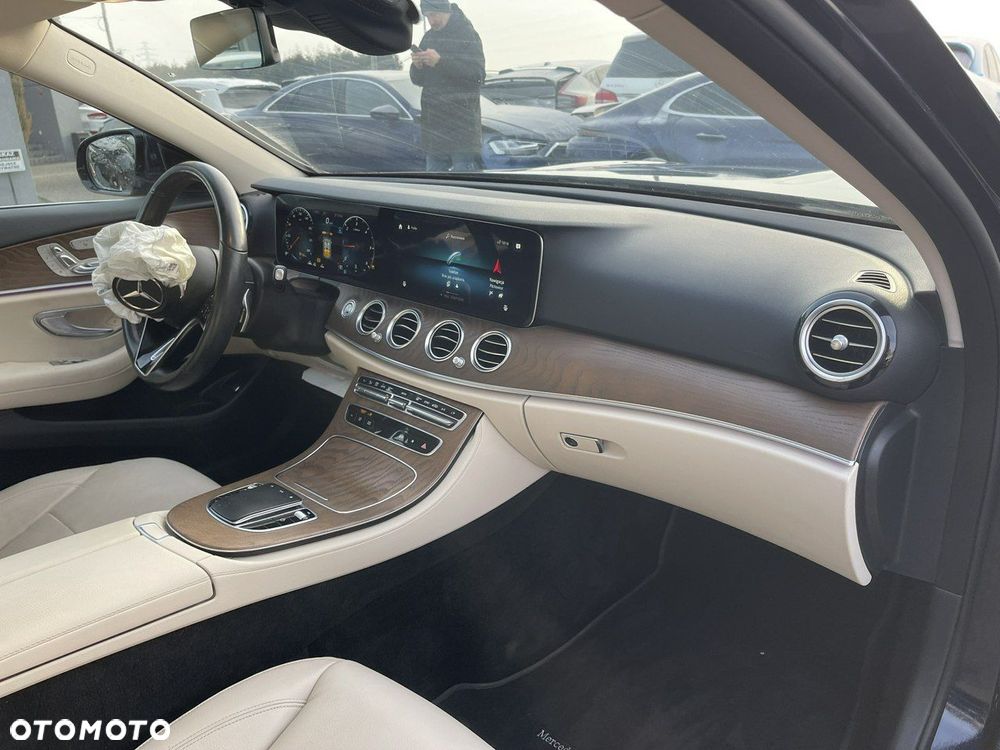 Mercedes-Benz Klasa E 400 d 4-Matic Avantgarde - 11