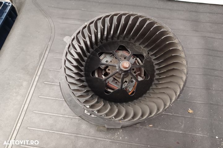 Ventilator aeroterma 3C1820015Q 3C1820015Q Volkswagen VW Passat B7 [2 - 3