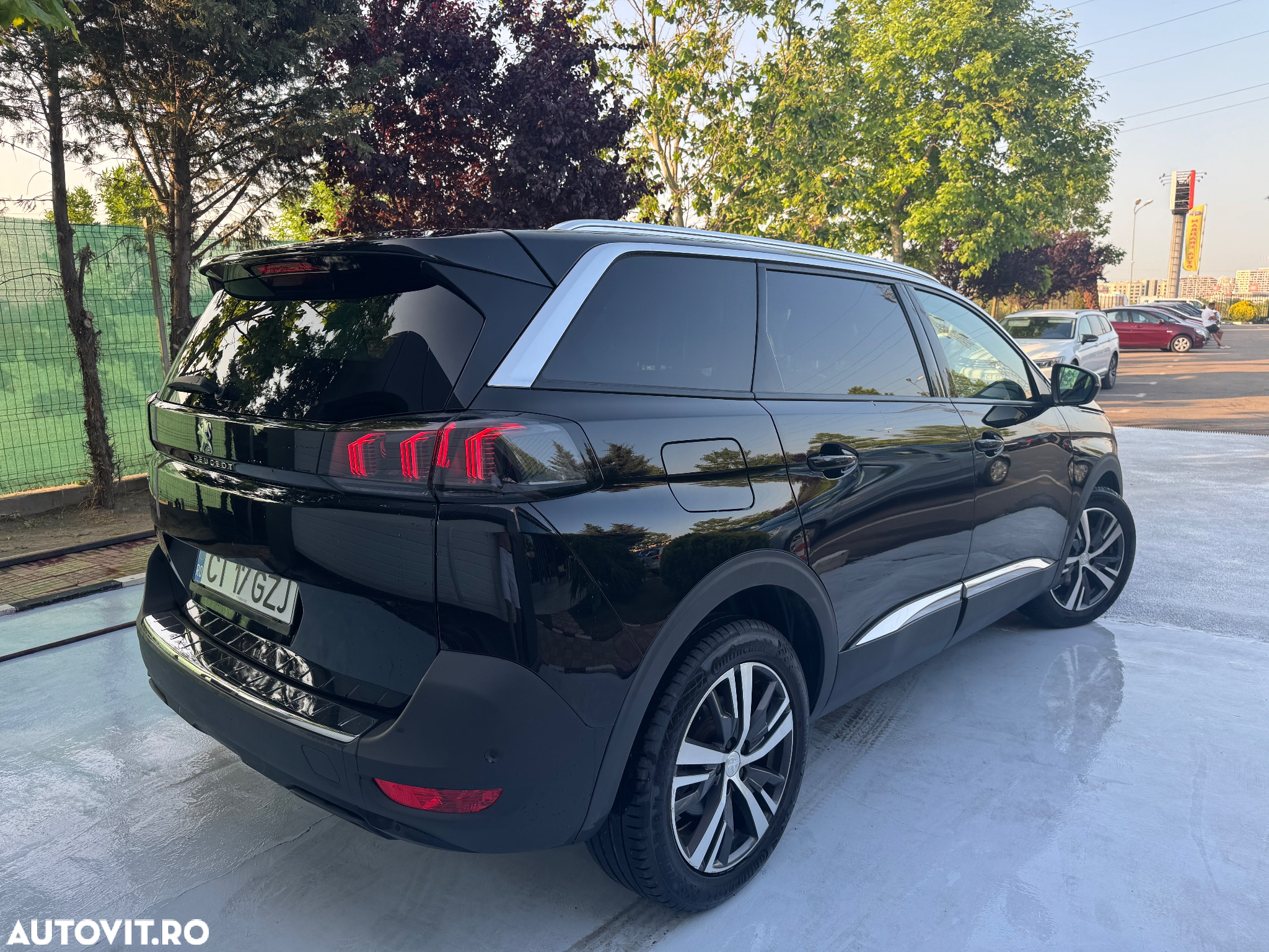 Peugeot 5008 1.2L 136 e-DCS6 MHEV Allure Pack - 2