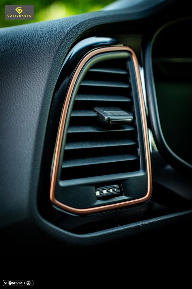 SEAT Leon ST 2.0 TSI S&S 4Drive DSG Cupra 300 Edition Carbon - 32