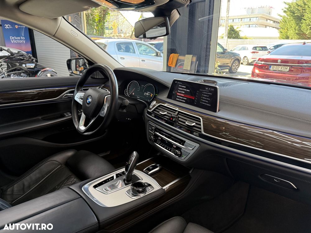 BMW Seria 7 730Ld xDrive - 40