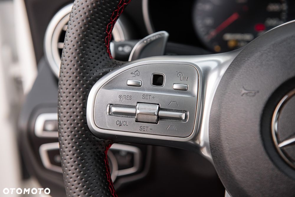 Mercedes-Benz Klasa C AMG 43 4Matic AMG TCT 9G - 21