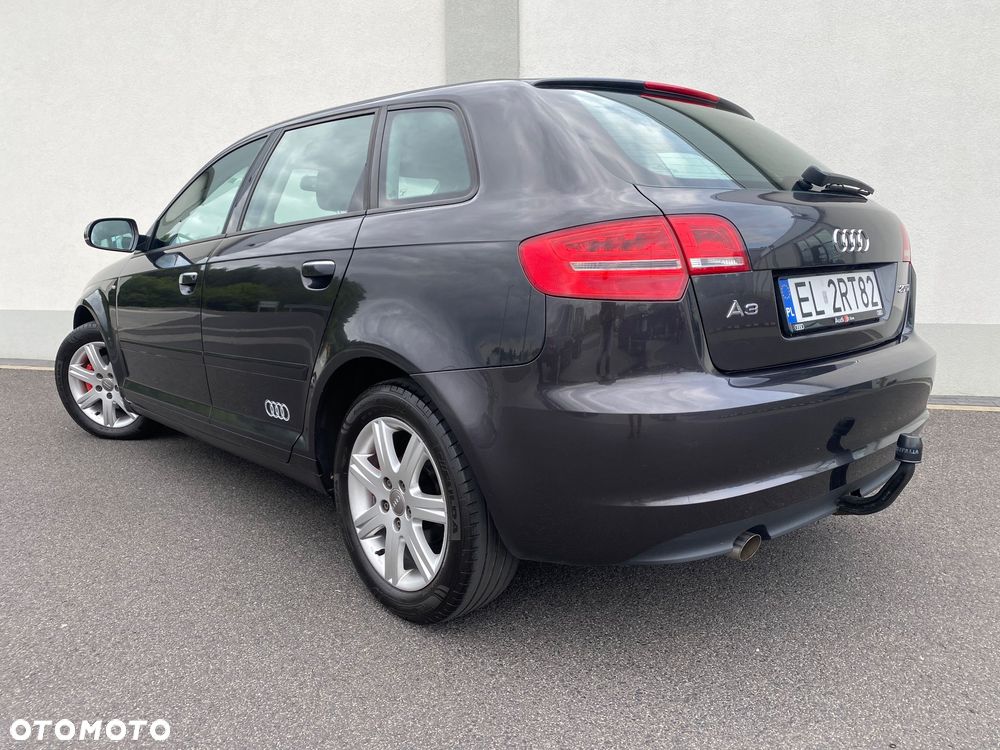 Audi A3 Sportback 2.0 TDI Ambiente - 4