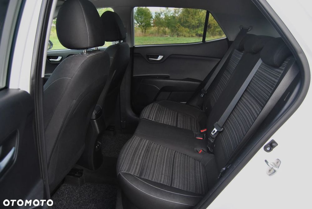 Kia Stonic 1.2 Spirit - 6