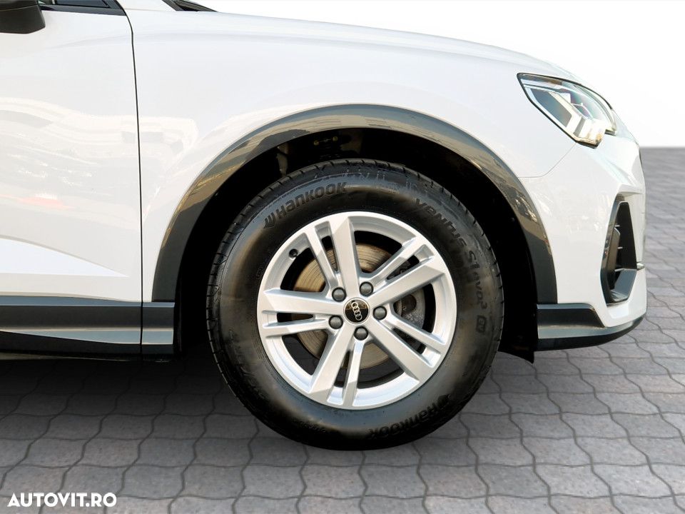 Audi Q3 35 TFSI S tronic - 12
